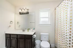 15311 Icet Crk Ave, Mont Belvieu, TX 77523 - Photo 31