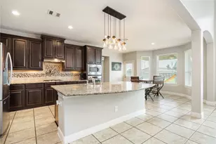 15311 Icet Crk Ave, Mont Belvieu, TX 77523 - Photo 15