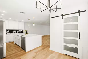 14118 Sandfield Dr, Houston, TX 77077 - Photo 11