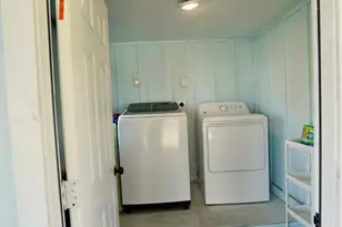 4027 Surf Dr, Galveston, TX 77554 - Photo 19