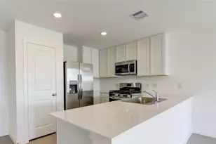 26627 Pampas Grass Ln, Katy, TX 77493 - Photo 3