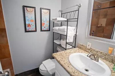 1962 Avenue H, Crystal Beach, TX 77650 - Photo 11