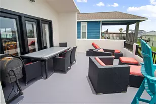 1962 Ave H, Crystal Beach, TX 77650 - Photo 43