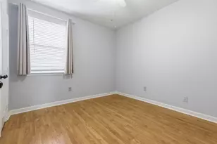 60 W Twinberry Pl, The Woodlands, TX 77381 - Photo 21