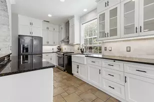 60 W Twinberry Pl, The Woodlands, TX 77381 - Photo 15