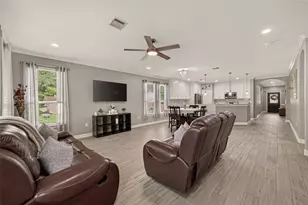 709 Coen Rd, Arcola, TX 77583 - Photo 9