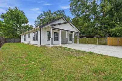 8708 Lawnridge Street, Houston, TX 77016 - Photo 3