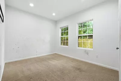8708 Lawnridge Street, Houston, TX 77016 - Photo 17