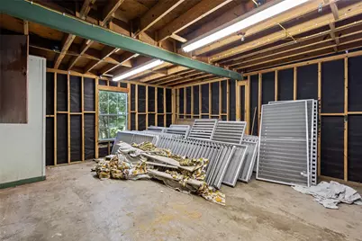 3910 Avenue R 1/2 Avenue, Galveston, TX 77550 - Photo 39