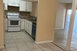 7064 Greenway Chase St, Houston, TX 77072 - Photo 7