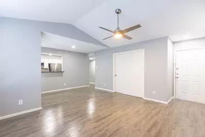 14600 Fonmeadow Drive #303, Houston, TX 77035 - Photo 3