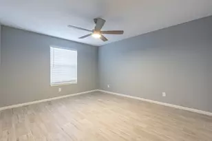 14600 Fonmeadow Dr, Houston, TX 77035 - Photo 11