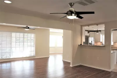 10142 Eddystone Drive, Houston, TX 77043 - Photo 7