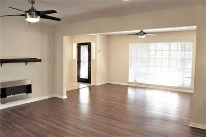 10142 Eddystone Drive, Houston, TX 77043 - Photo 5