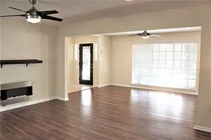 10142 Eddystone Dr, Houston, TX 77043 - Photo 5