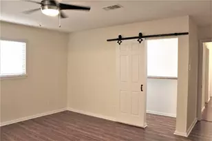 10142 Eddystone Dr, Houston, TX 77043 - Photo 13