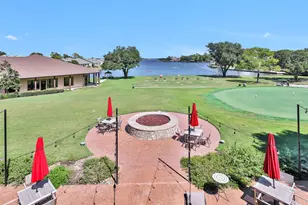 104 Harbour Town Cir, Conroe, TX 77356 - Photo 41