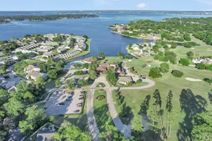 104 Harbour Town Cir, Conroe, TX 77356 - Photo 35