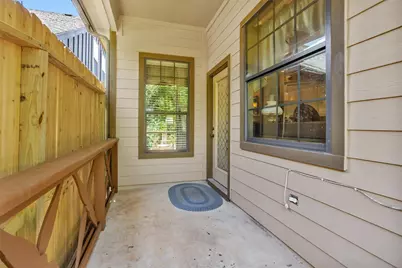 104 Harbour Town Circle, Conroe, TX 77356 - Photo 29