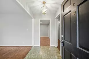 4614 Hummingbird St, Houston, TX 77035 - Photo 5