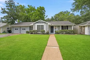 4614 Hummingbird St, Houston, TX 77035 - Photo 3