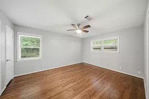 4614 Hummingbird St, Houston, TX 77035 - Photo 21