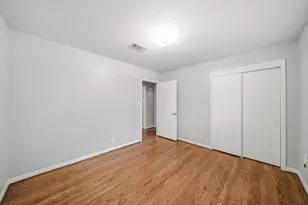 4614 Hummingbird St, Houston, TX 77035 - Photo 27