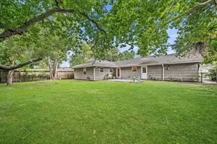 4614 Hummingbird St, Houston, TX 77035 - Photo 37