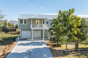 2118 103rd St, Galveston, TX 77554 - Photo 1