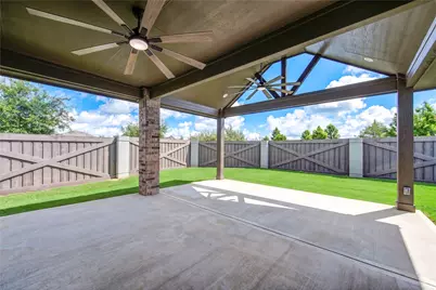 2334 Green Kale Drive, Richmond, TX 77406 - Photo 9