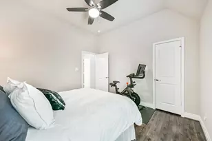 13622 Canyon Ranch Dr Dr, Pearland, TX 77584 - Photo 37
