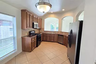 14119 Englewood Park Ln, Cypress, TX 77429 - Photo 9