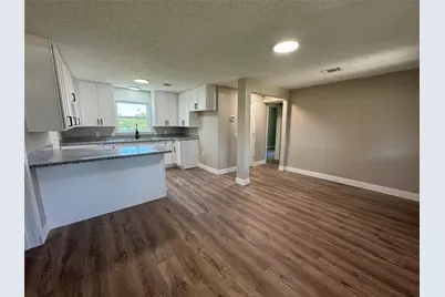 9006 Elm Street, Hitchcock, TX 77563 - Photo 3