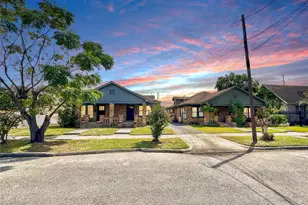 7 & 9 Hunt St, Houston, TX 77003 - Photo 1