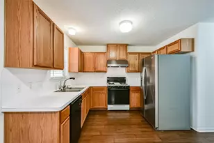 7931 Westington Ln, Houston, TX 77040 - Photo 9