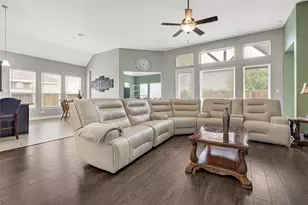 4612 Fisher Dr, Pearland, TX 77584 - Photo 5