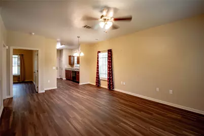 6010 Lyndhurst Drive, Houston, TX 77033 - Photo 3