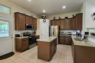 26984 Canyon Ranch Ct, Magnolia, TX 77355 - Photo 5