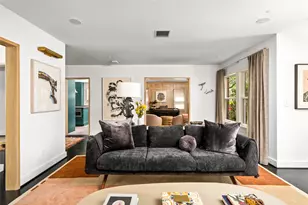 2035 South Blvd, Houston, TX 77098 - Photo 11