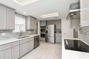 2203 Holly Knoll St, Houston, TX 77077 - Photo 15