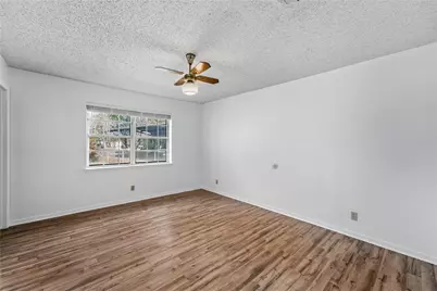 1070 Noth Franklin, La Grange, TX 78945 - Photo 13