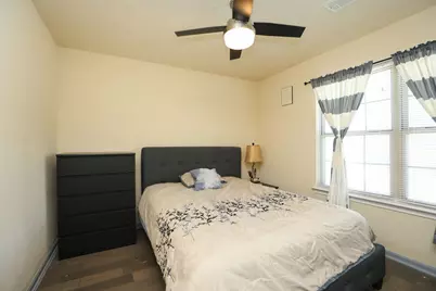 11642 Quinn Ridge Way, Houston, TX 77038 - Photo 17