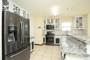 11642 Quinn Ridge Way, Houston, TX 77038 - Photo 9