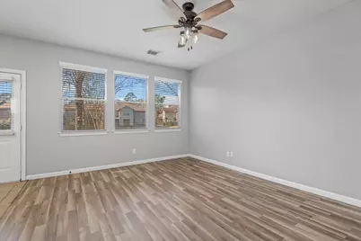 71 Summerhaze Circle, The Woodlands, TX 77382 - Photo 13