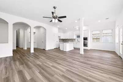 2203 Summit Pass Lane, League City, TX 77573 - Photo 11