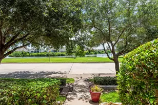 403 Marina View Dr, Webster, TX 77598 - Photo 7