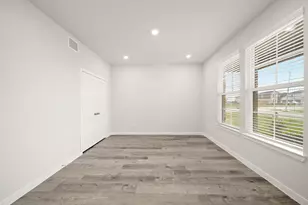 8110 Coral Dr, Texas City, TX 77591 - Photo 5