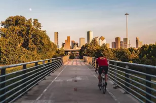 6711 Cindy Ln, Houston, TX 77008 - Photo 25