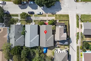 2724 Ave P 1/2, Galveston, TX 77550 - Photo 11