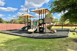 2117 Arrowood Glen Dr, Houston, TX 77077 - Photo 37